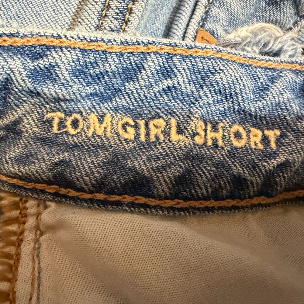 American Eagle Outfitters women’s 000 distressed tom girl Jean Shorts - Picture 5 of 7